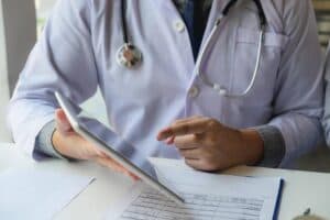 Análise de Provas no CRMV: Contestação de Laudos Periciais em Veterinária