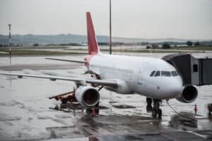 Cancelamento de Voo: Como Proceder e Buscar Reparação