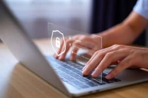 Prontuários Eletrônicos: Segurança e Acesso Legal